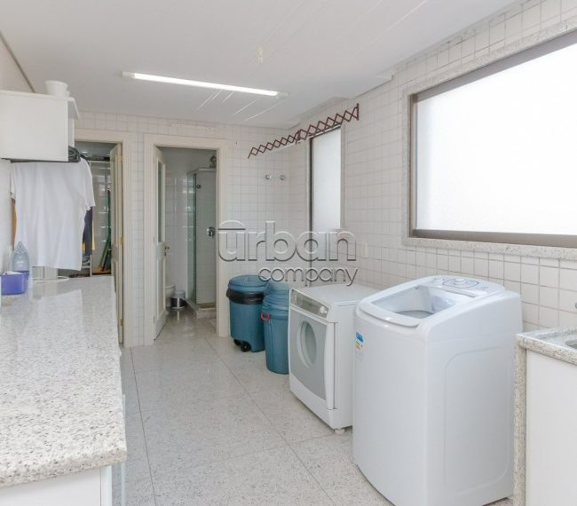 Apartamento com 504m², 4 quartos, 4 suítes, 5 vagas, no bairro Petrópolis em Porto Alegre