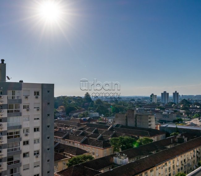 Apartamento com 61m², 2 quartos, 1 vaga, no bairro Passo da Areia em Porto Alegre