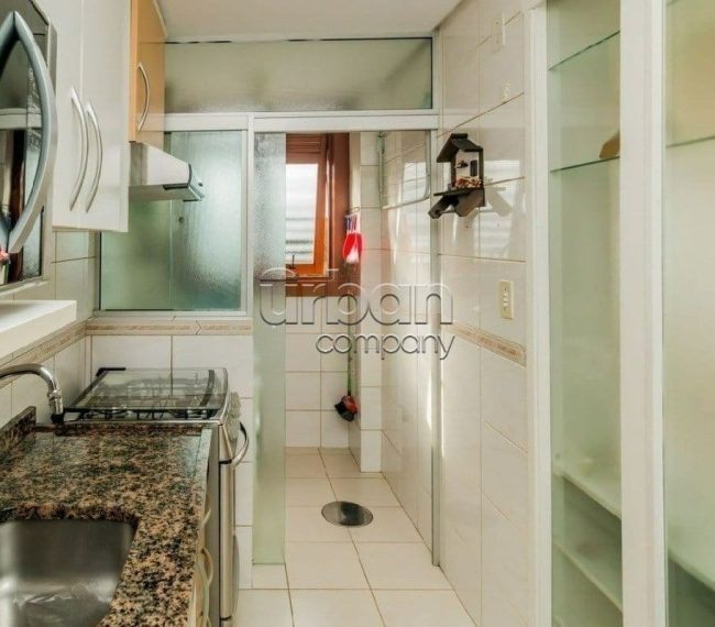 Apartamento com 55m², 2 quartos, 1 vaga, no bairro Passo da Areia em Porto Alegre