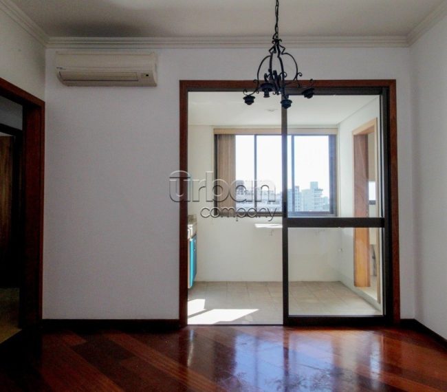 Apartamento com 107m², 3 quartos, 1 suíte, 2 vagas, no bairro Higienópolis em Porto Alegre