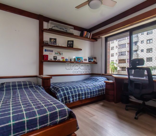 Apartamento com 102m², 2 quartos, 1 suíte, 2 vagas, no bairro Mont Serrat em Porto Alegre