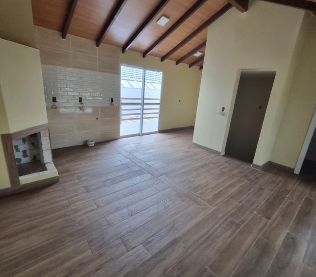 Casa com 120m², 3 quartos, 2 suítes, 2 vagas, no bairro Jardim Itu em Porto Alegre