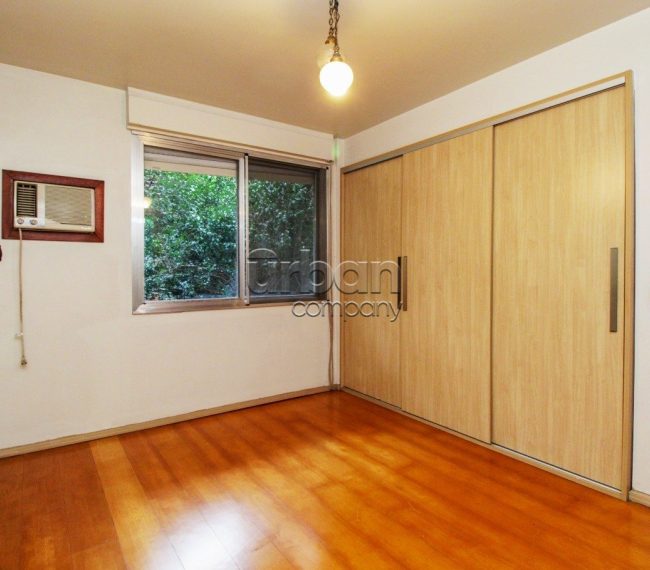 Apartamento com 113m², 3 quartos, 1 suíte, 2 vagas, no bairro Auxiliadora em Porto Alegre