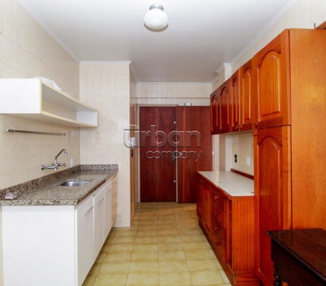 Apartamento com 113m², 3 quartos, 1 suíte, 2 vagas, no bairro Auxiliadora em Porto Alegre