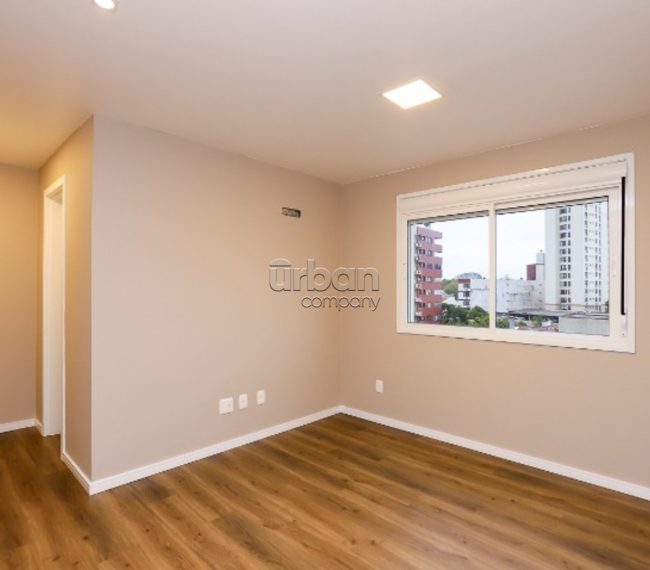 Apartamento com 82m², 2 quartos, 2 suítes, 2 vagas, no bairro Passo da Areia em Porto Alegre