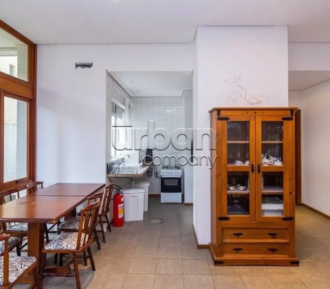 Apartamento com 101m², 2 quartos, 1 suíte, 1 vaga, no bairro Petrópolis em Porto Alegre