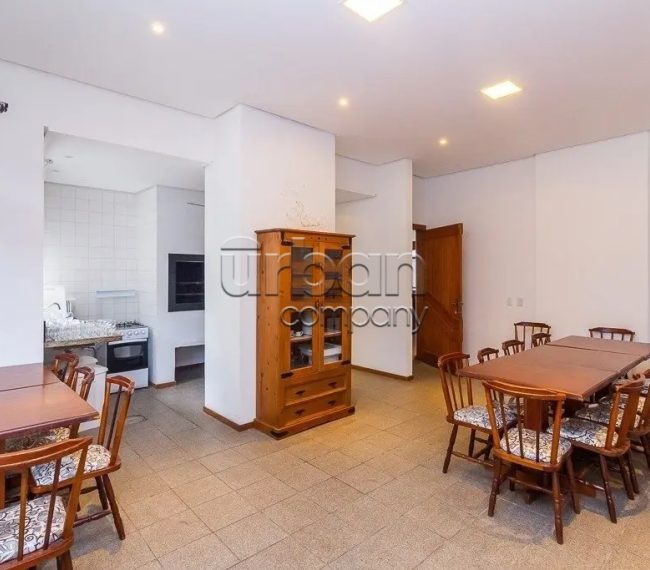 Apartamento com 101m², 2 quartos, 1 suíte, 1 vaga, no bairro Petrópolis em Porto Alegre