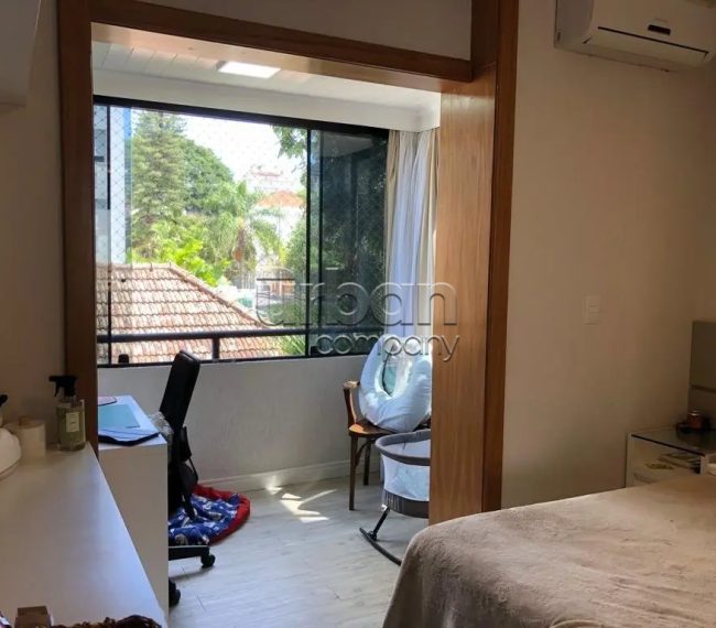 Apartamento com 101m², 2 quartos, 1 suíte, 1 vaga, no bairro Petrópolis em Porto Alegre