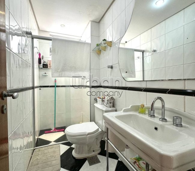 Apartamento com 54m², 2 quartos, 1 vaga, no bairro São João em Porto Alegre