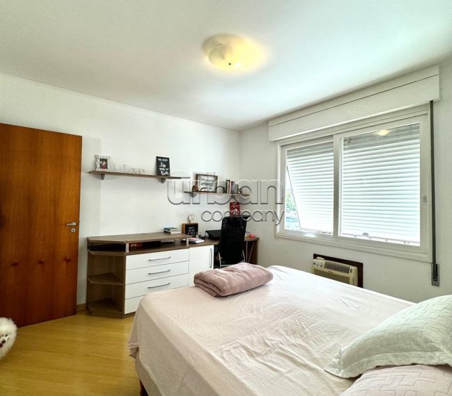 Apartamento com 54m², 2 quartos, 1 vaga, no bairro São João em Porto Alegre