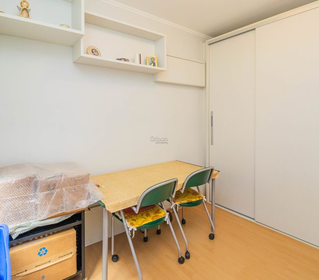 Apartamento com 74m², 2 quartos, 1 suíte, 2 vagas, no bairro Petrópolis em Porto Alegre