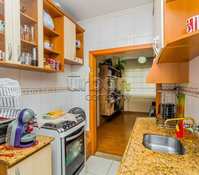 Apartamento com 47m², 2 quartos, 2 vagas, no bairro Passo da Areia em Porto Alegre