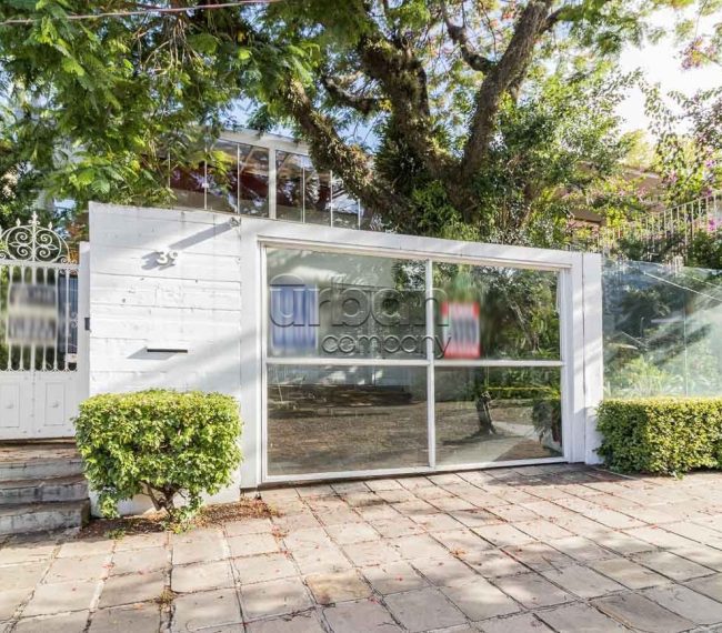 Casa com 252m², 4 quartos, 1 suíte, 4 vagas, no bairro Boa Vista em Porto Alegre