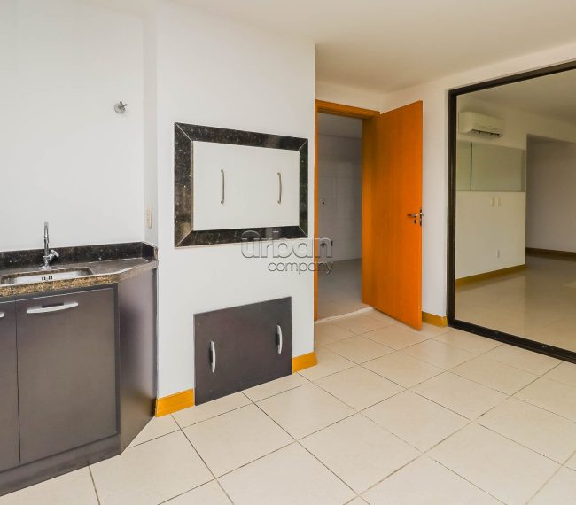 Apartamento com 152m², 3 quartos, 1 suíte, 2 vagas, no bairro Petrópolis em Porto Alegre