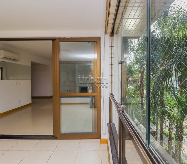 Apartamento com 152m², 3 quartos, 1 suíte, 2 vagas, no bairro Petrópolis em Porto Alegre