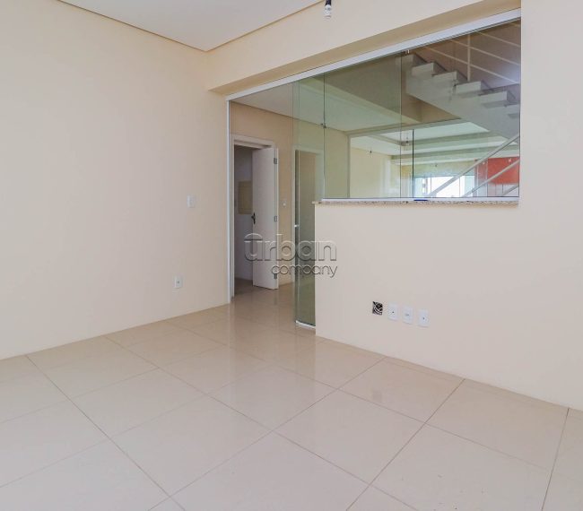 Casa com 213m², 3 quartos, 1 suíte, 3 vagas, no bairro Jardim Itu-Sabará em Porto Alegre