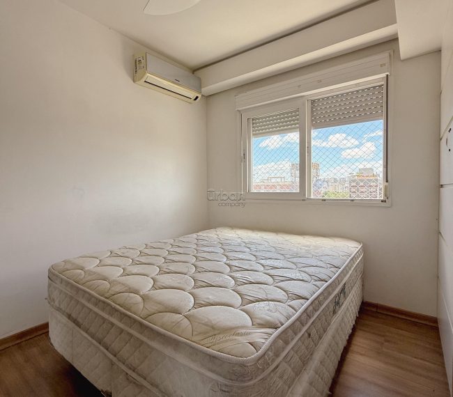 Apartamento com 83m², 3 quartos, 1 suíte, 2 vagas, no bairro Cidade Baixa em Porto Alegre