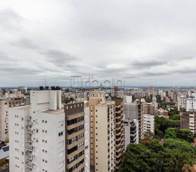 Apartamento com 105m², 3 quartos, 1 suíte, 2 vagas, no bairro Rio Branco em Porto Alegre