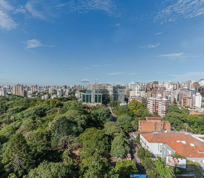 Apartamento com 81m², 2 quartos, 1 suíte, 2 vagas, no bairro Moinhos de Vento em Porto Alegre