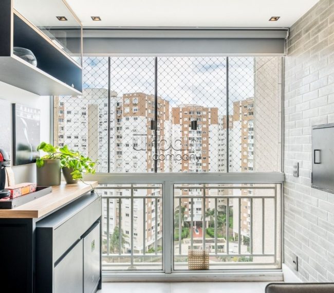 Apartamento com 74m², 3 quartos, 1 suíte, 2 vagas, no bairro Vila Ipiranga em Porto Alegre