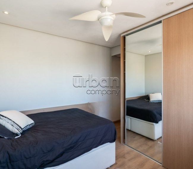 Apartamento com 110m², 3 quartos, 1 suíte, 2 vagas, no bairro Rio Branco em Porto Alegre