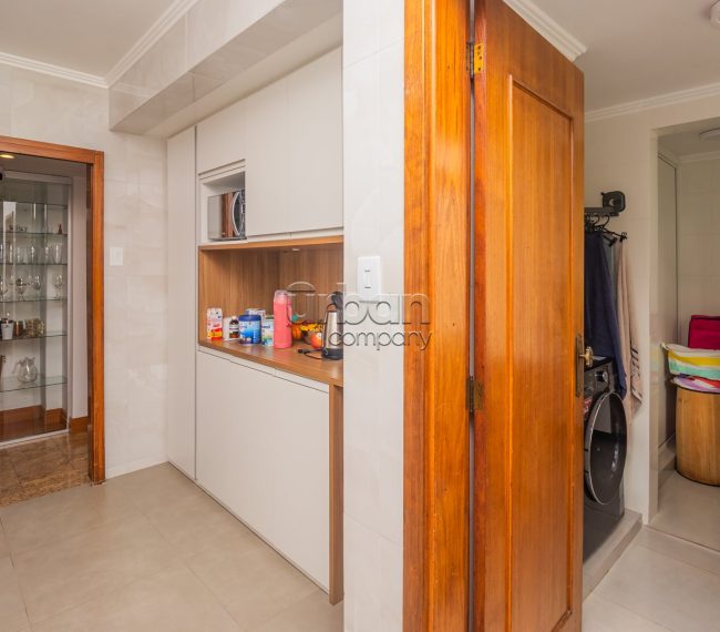 Apartamento com 103m², 3 quartos, 1 vaga, no bairro Menino Deus em Porto Alegre