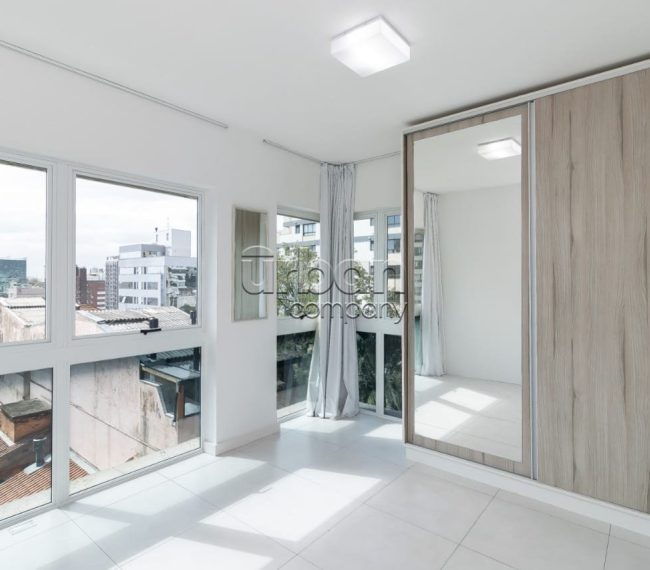 Apartamento com 47m², 1 quarto, 1 vaga, no bairro Mont Serrat em Porto Alegre