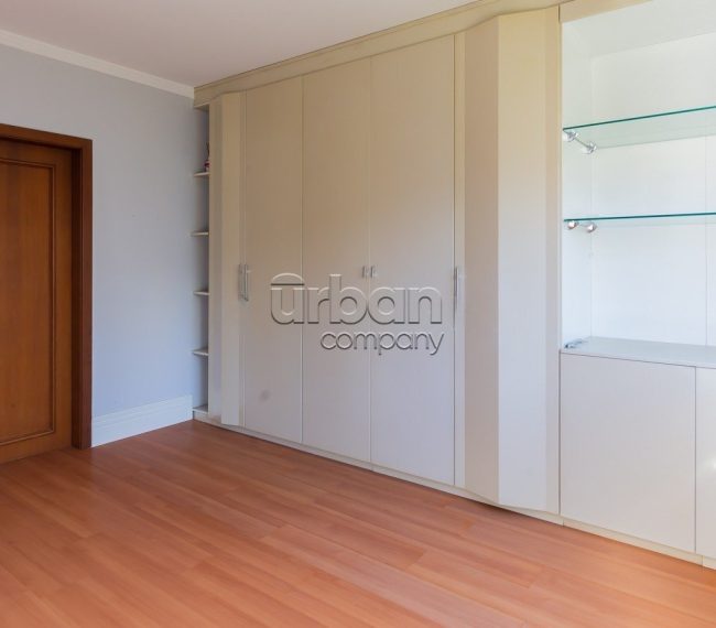 Apartamento com 163m², 3 quartos, 1 suíte, 2 vagas, no bairro Auxiliadora em Porto Alegre