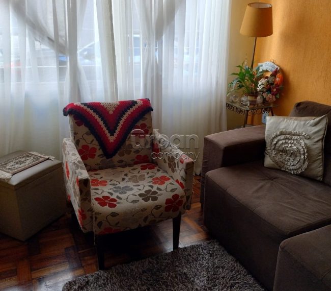 Apartamento com 75m², 3 quartos, 1 vaga, no bairro Passo da Areia em Porto Alegre