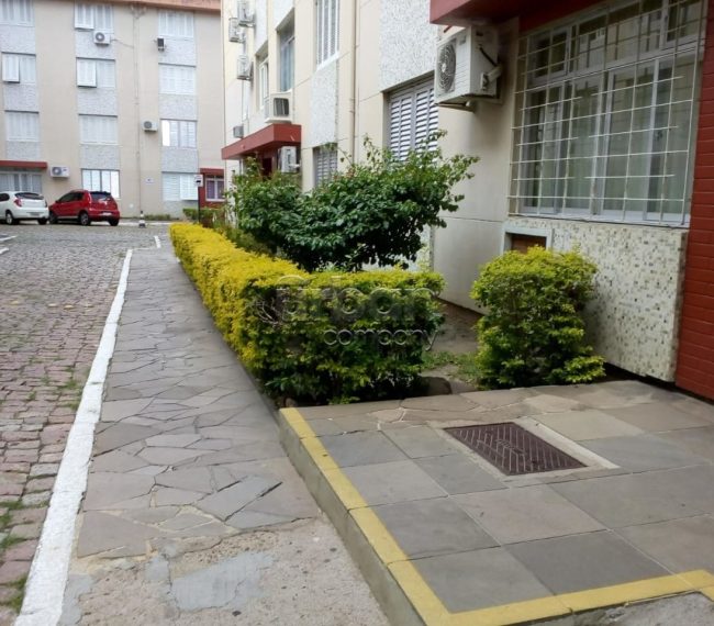 Apartamento com 75m², 3 quartos, 1 vaga, no bairro Passo da Areia em Porto Alegre