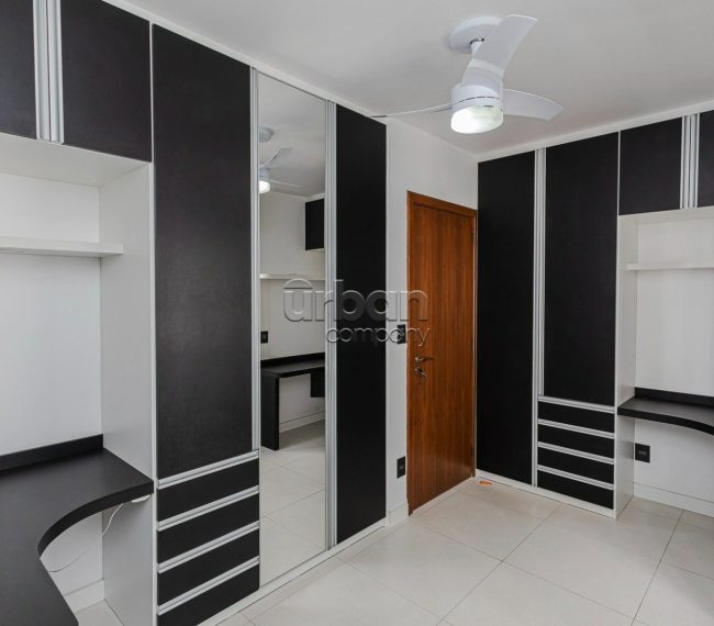 Apartamento com 98m², 3 quartos, 1 suíte, 2 vagas, no bairro Petrópolis em Porto Alegre