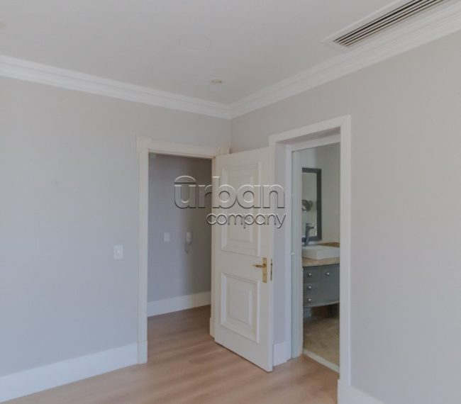 Apartamento com 383m², 4 quartos, 4 suítes, 4 vagas, no bairro Petrópolis em Porto Alegre