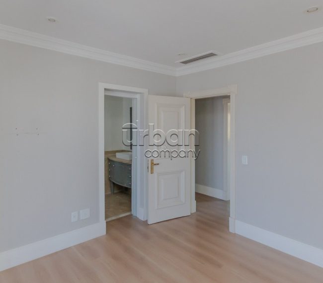 Apartamento com 383m², 4 quartos, 4 suítes, 4 vagas, no bairro Petrópolis em Porto Alegre