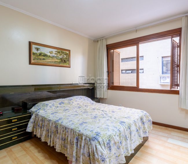 Cobertura com 244m², 3 quartos, 1 suíte, 2 vagas, no bairro Petrópolis em Porto Alegre