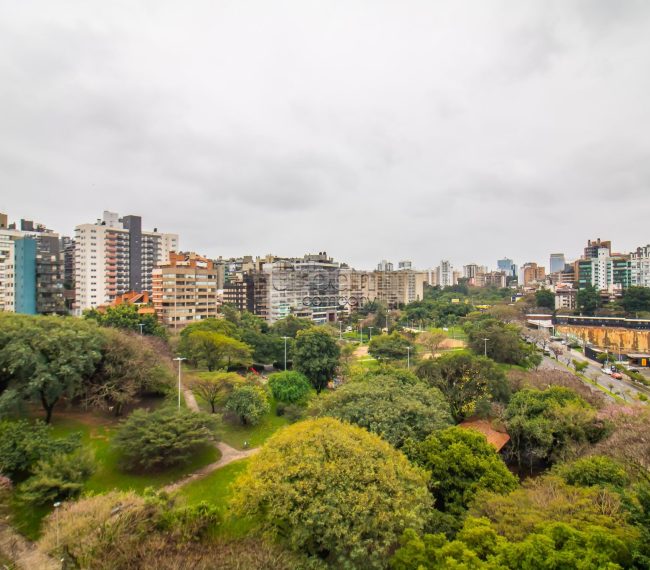 Apartamento com 93m², 2 quartos, 1 suíte, 1 vaga, no bairro Bela Vista em Porto Alegre