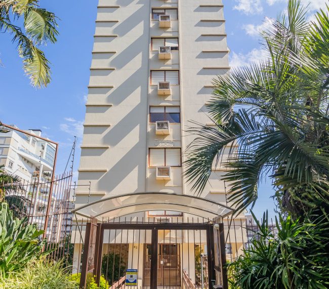 Apartamento com 154m², 3 quartos, 1 suíte, 3 vagas, no bairro Bela Vista em Porto Alegre