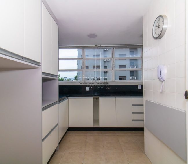 Apartamento com 118m², 3 quartos, 1 suíte, 1 vaga, no bairro Petrópolis em Porto Alegre