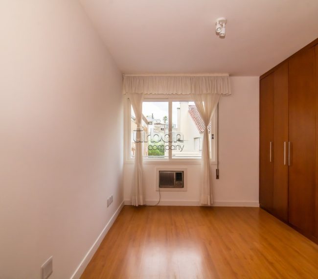 Apartamento com 118m², 3 quartos, 1 suíte, 1 vaga, no bairro Petrópolis em Porto Alegre