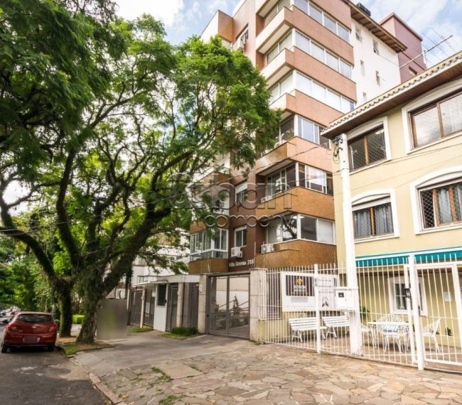 Apartamento com 149m², 3 quartos, 1 suíte, 2 vagas, no bairro Auxiliadora em Porto Alegre