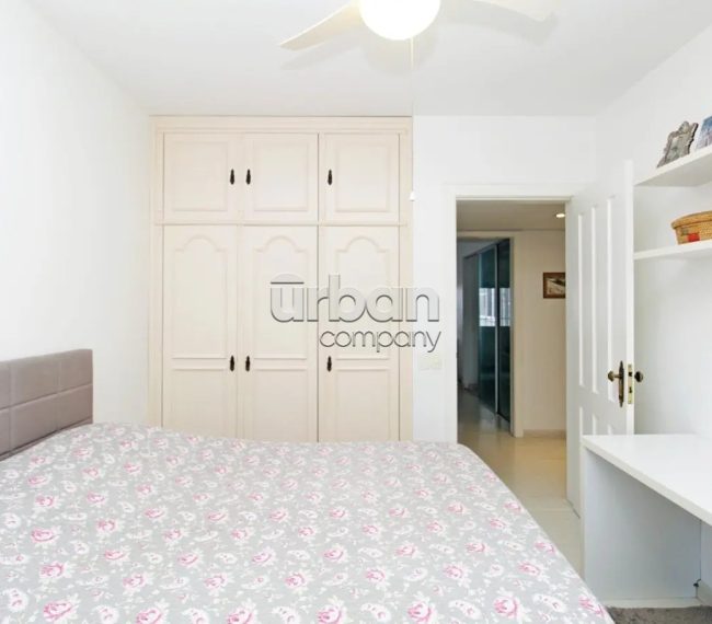 Apartamento Garden com 201m², 3 quartos, 1 suíte, 4 vagas, no bairro Rio Branco em Porto Alegre