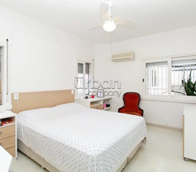 Apartamento Garden com 201m², 3 quartos, 1 suíte, 4 vagas, no bairro Rio Branco em Porto Alegre