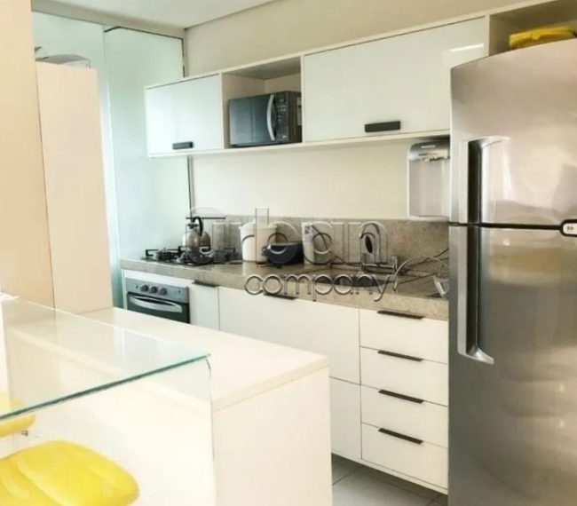 Apartamento com 72m², 2 quartos, 1 suíte, 1 vaga, no bairro Jardim Itu-sabará em Porto Alegre