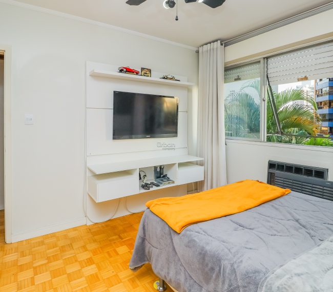 Apartamento com 74m², 3 quartos, 1 suíte, 2 vagas, no bairro Higienópolis em Porto Alegre