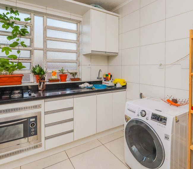 Apartamento com 74m², 3 quartos, 1 suíte, 2 vagas, no bairro Higienópolis em Porto Alegre