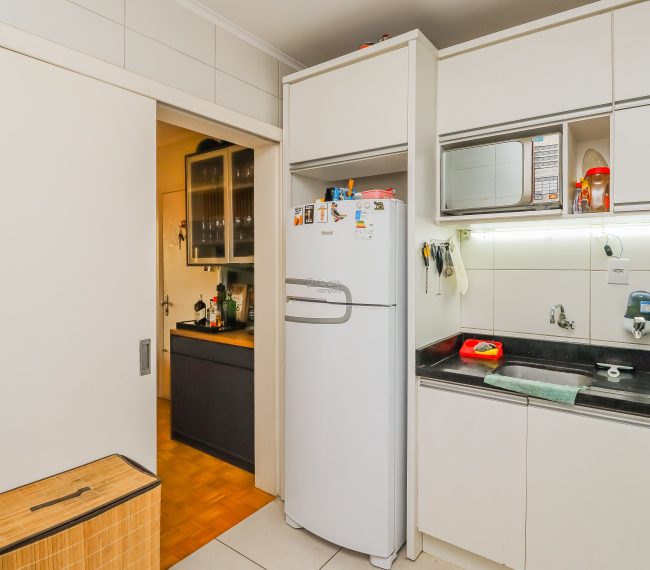 Apartamento com 74m², 3 quartos, 1 suíte, 2 vagas, no bairro Higienópolis em Porto Alegre