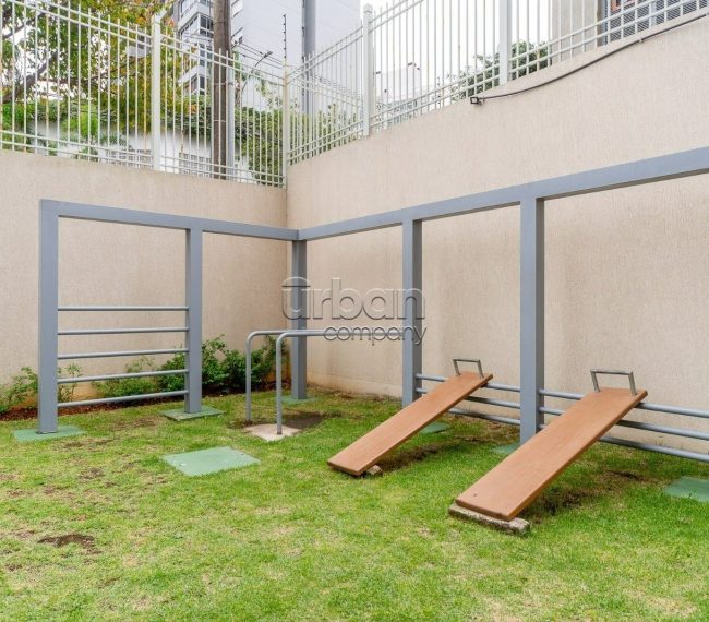 Apartamento com 127m², 3 quartos, 3 suítes, 2 vagas, no bairro Central Parque em Porto Alegre