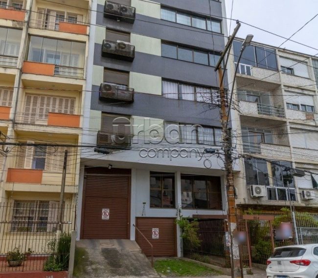 Apartamento com 83m², 2 quartos, 2 vagas, no bairro Floresta em Porto Alegre