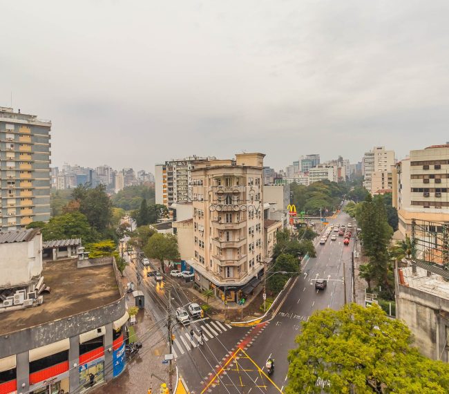 Apartamento com 100m², 2 quartos, 1 suíte, no bairro Floresta em Porto Alegre