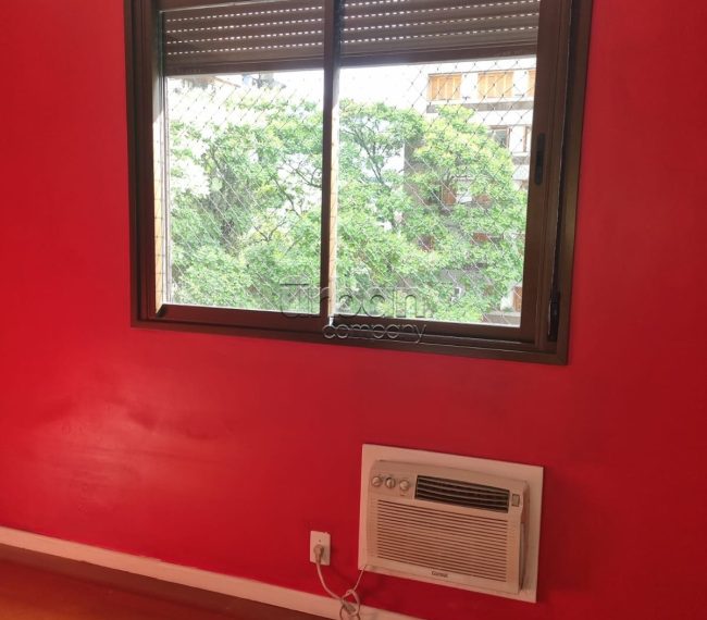 Apartamento com 147m², 3 quartos, 1 suíte, 3 vagas, no bairro Petrópolis em Porto Alegre