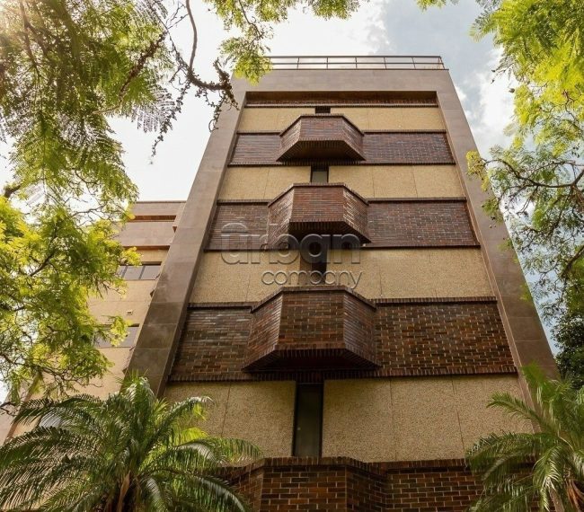 Cobertura com 361m², 3 quartos, 1 suíte, 3 vagas, no bairro Rio Branco em Porto Alegre